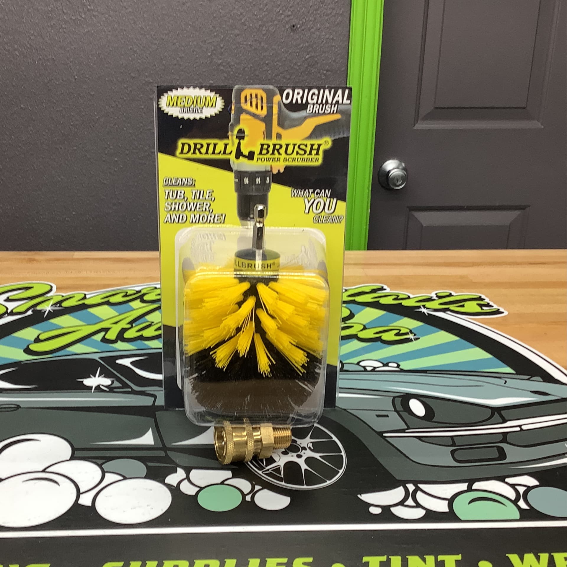 Round yellow brush